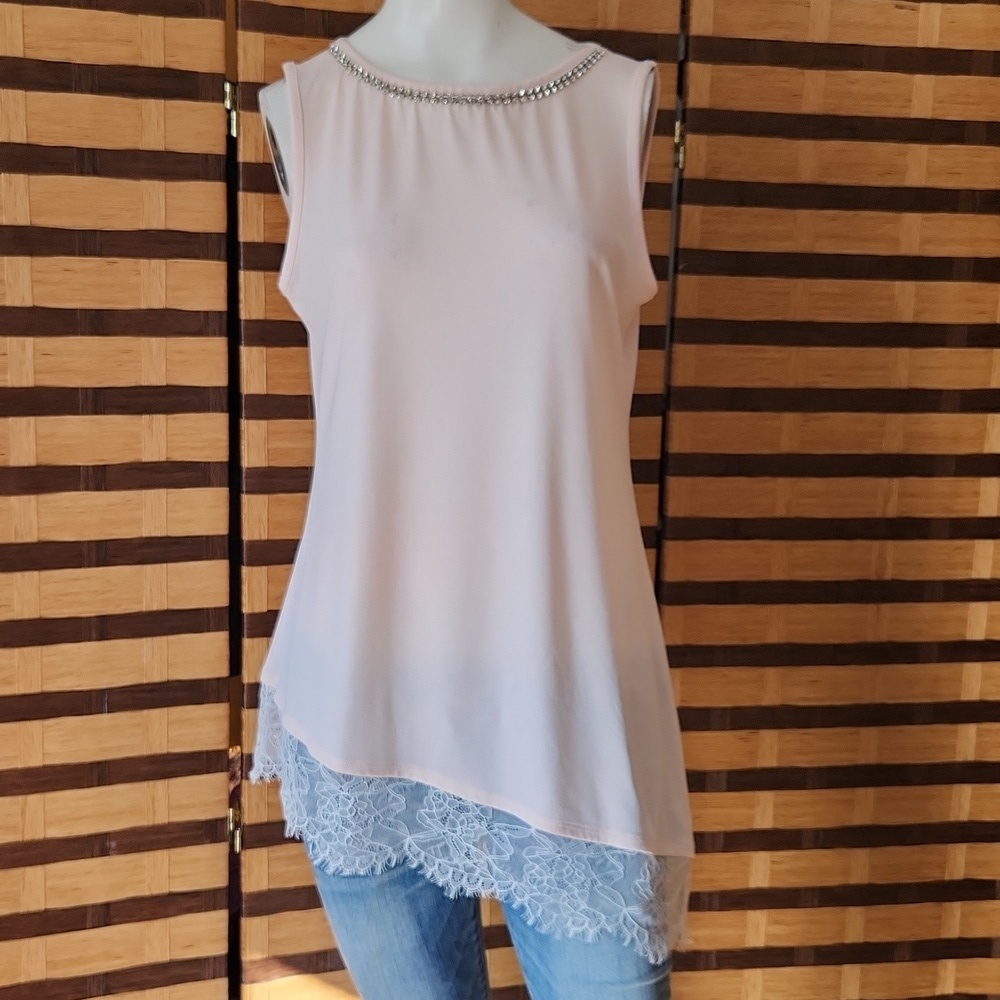 Like new! Belldini blush ping diamond assymetrical tank - Picture 2 of 7